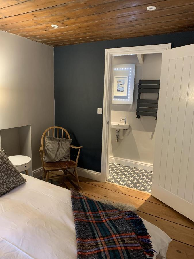 Min-Y-Fford Sleeps 6 Plus Pet Newport  Ngoại thất bức ảnh
